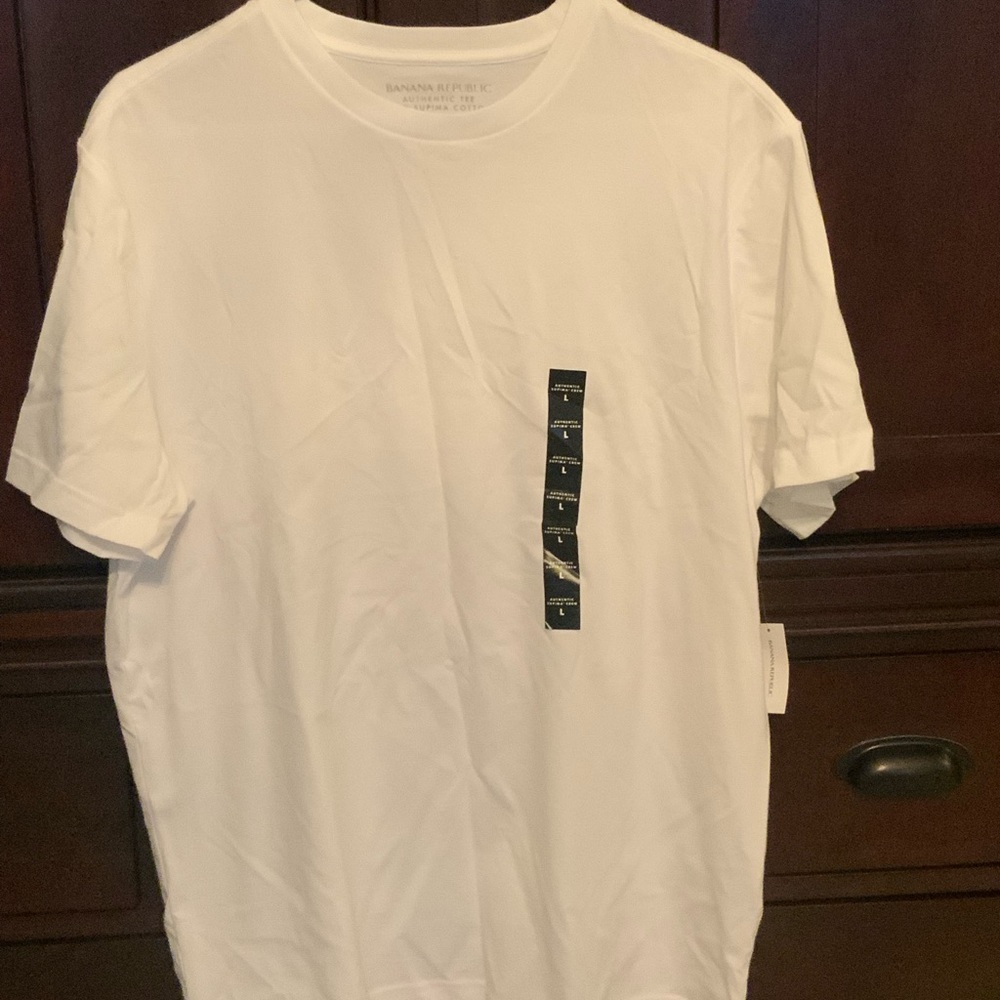 Banana Republic Men’s tee